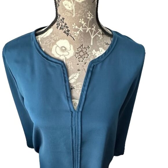 Ann Taylor Women's S Blue Modest Long Sleeves V-Neck Pull Over Blouse/Shirt Top - Picture 3 of 13